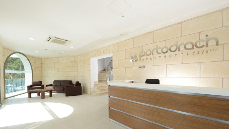 Portodrach Aparthotel & Suites