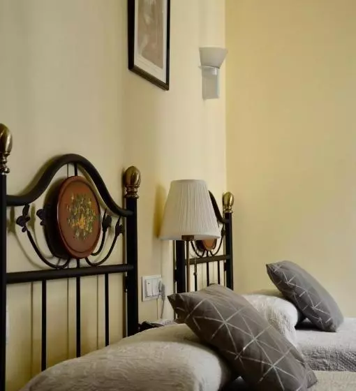 בית מלון כפרי Alameda