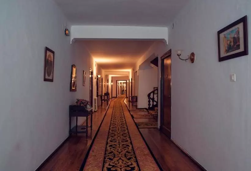 בית מלון כפרי Balneario De Las Caldas De Besaya