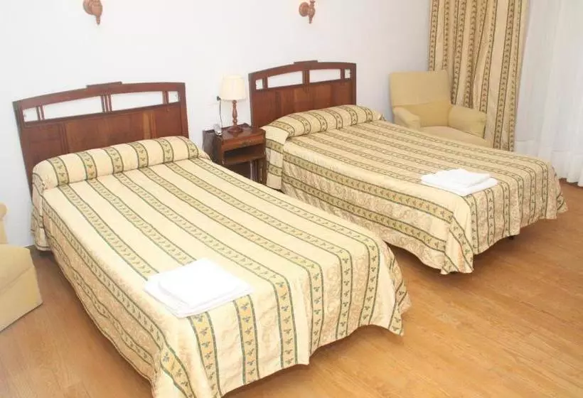 בית מלון כפרי Balneario De Las Caldas De Besaya