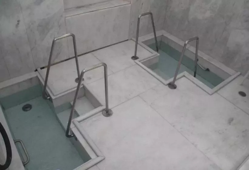 בית מלון כפרי Balneario De Las Caldas De Besaya