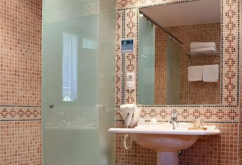 ホテル Conde Aznar