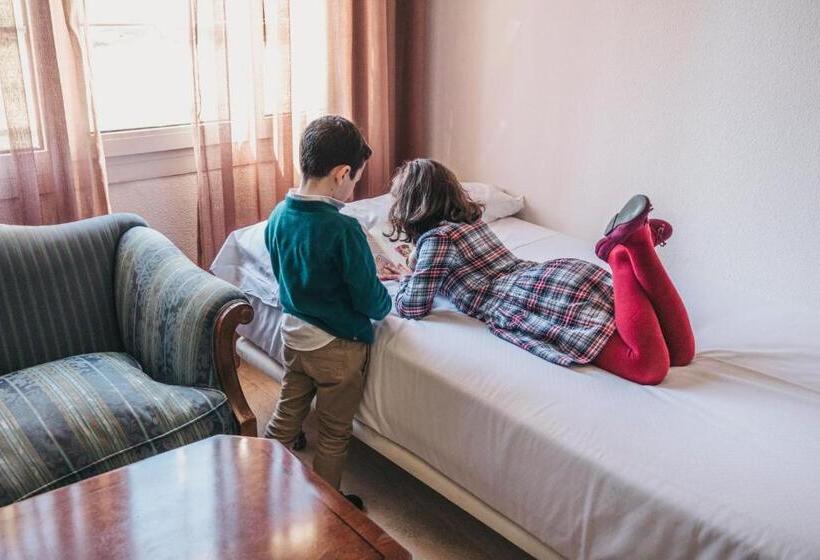 هتل Crisol Jardines De Córdoba