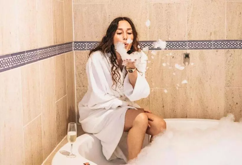 Hotel Crisol Jardines De Córdoba