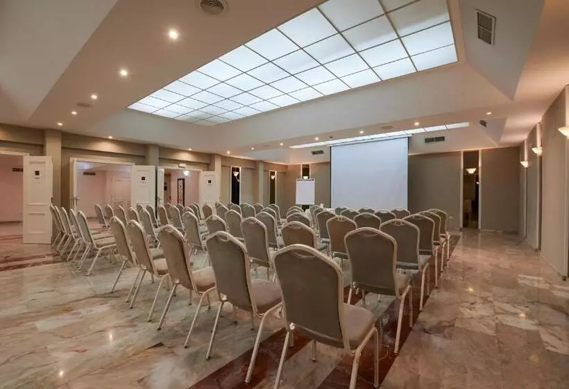 Hotel Crisol Jardines De Córdoba