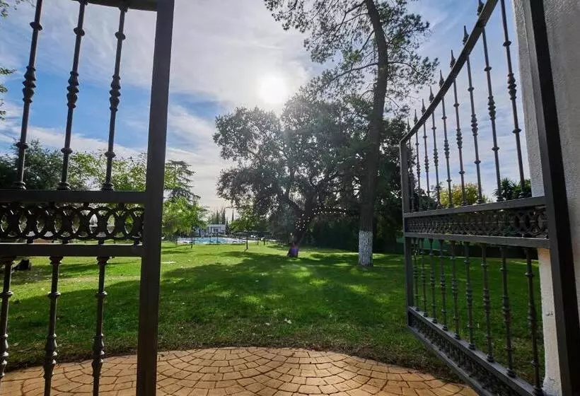 Hotel Crisol Jardines De Córdoba
