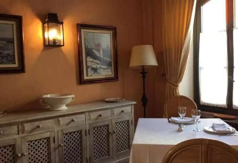 Hotel Doña Lola Zahara