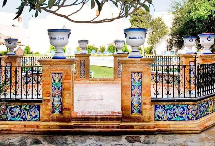 Hotel Doña Lola Zahara