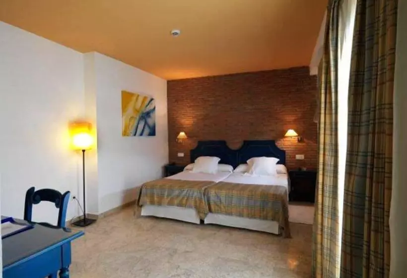 Hotel Doña Lola Zahara
