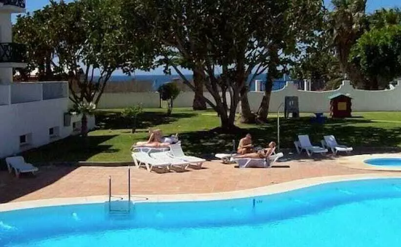 فندق Ele La Perla