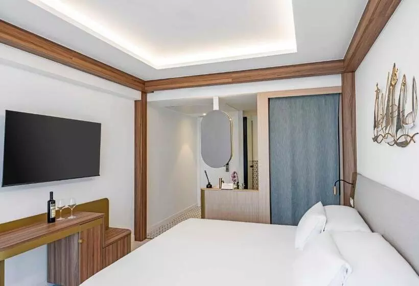 Faranda Rias Altas, Ascend Hotel Collection