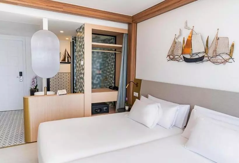 Faranda Rias Altas, Ascend Hotel Collection