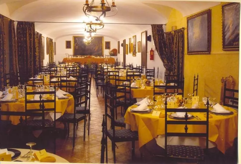 فندق Hospedería Real de Pastrana