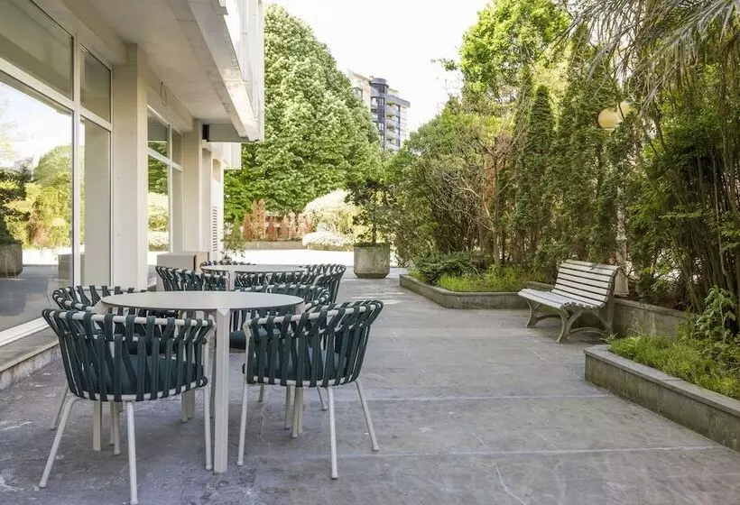 هتل Ilunion San Sebastian