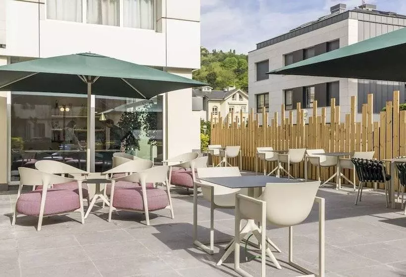 هتل Ilunion San Sebastian