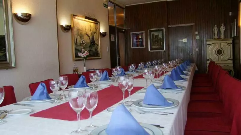 فندق Montearagon