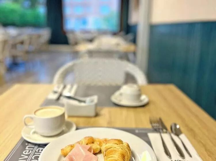 호텔 Moon Dreams Noja