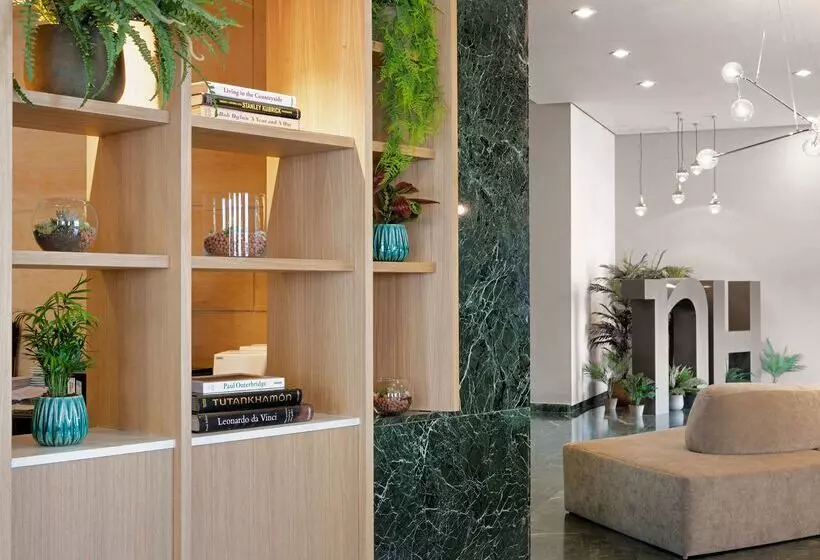 호텔 NH Ciudad De Cuenca