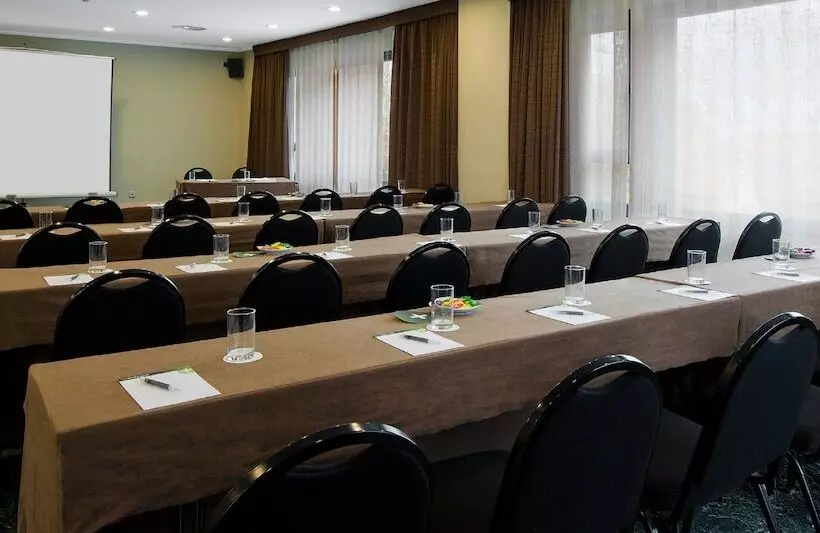 호텔 NH Ciudad De Cuenca