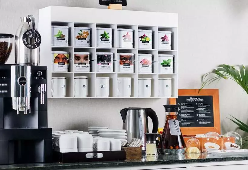 호텔 NH Ciudad De Cuenca