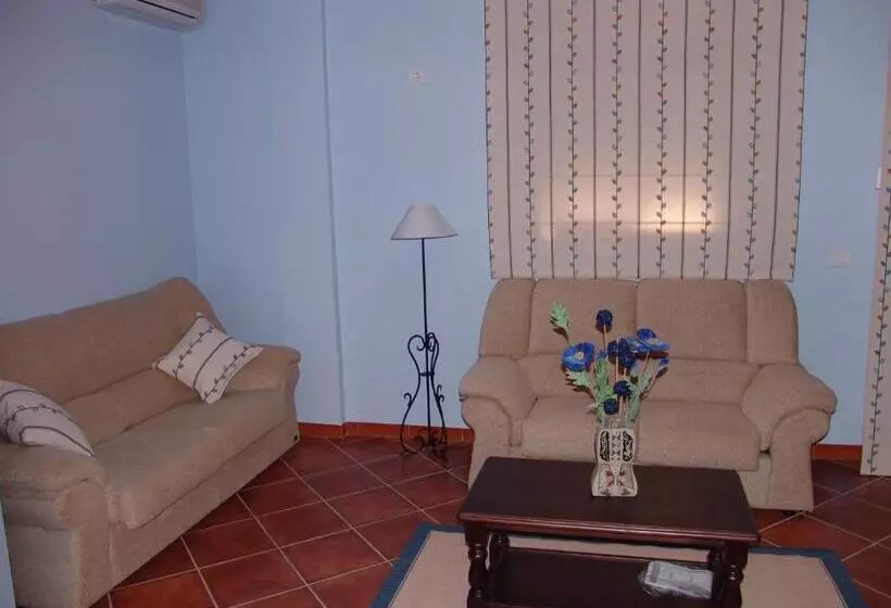 Hotel Rural Meson Fuente Del Pino