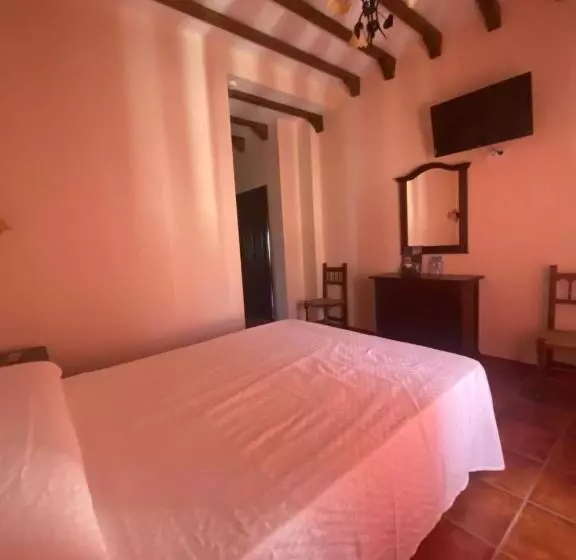 Hotel Rural Meson Fuente Del Pino