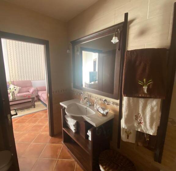 Landhotel Meson Fuente Del Pino