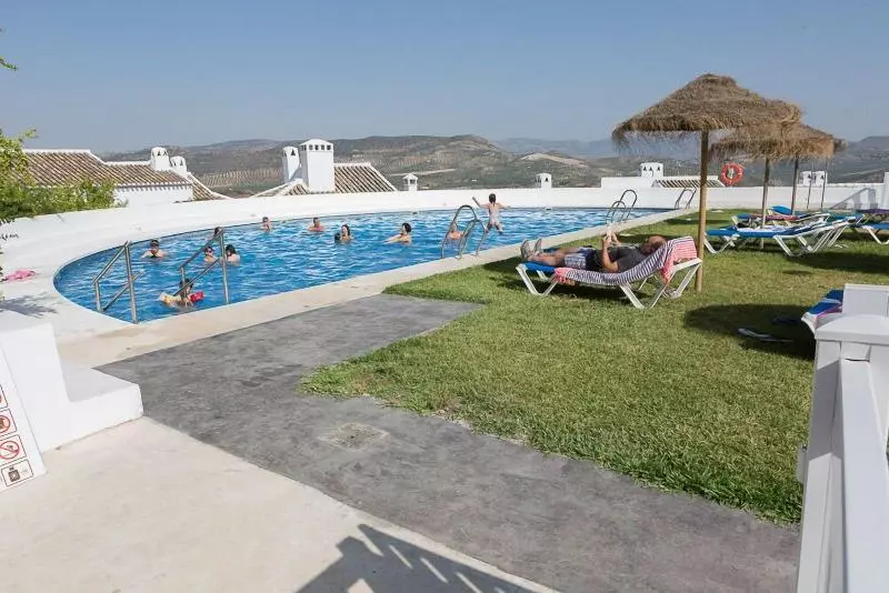 فندق ريفى Villa Turistica De Priego