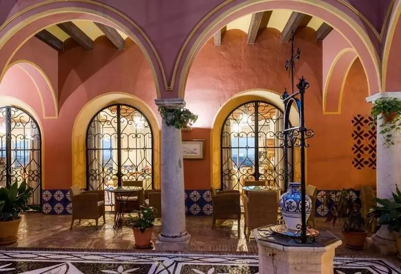 Parador De Arcos De La Frontera