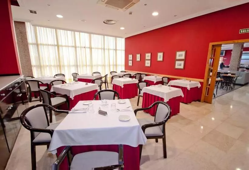 호텔 Auditorio Santiago & Spa