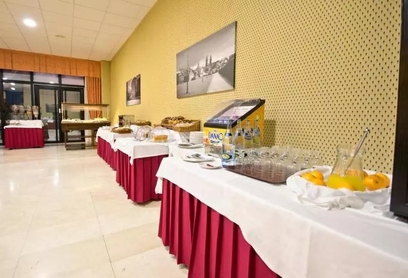 호텔 Auditorio Santiago & Spa