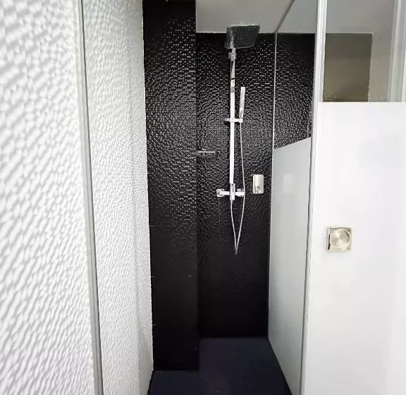 Отель Es Urbanos N Avenida De España