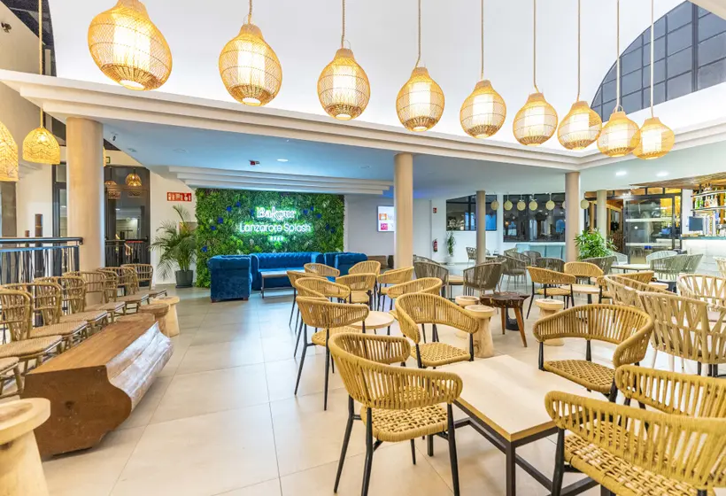 Hotelli Bakour Lanzarote Splash