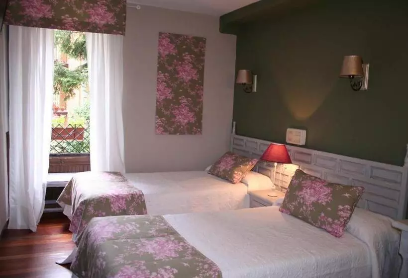 בית מלון כפרי Boutique Balaitus