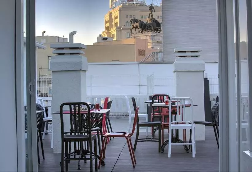 ホテル Casual Del Teatro Madrid