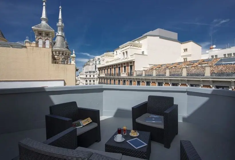 هتل Casual Del Teatro Madrid