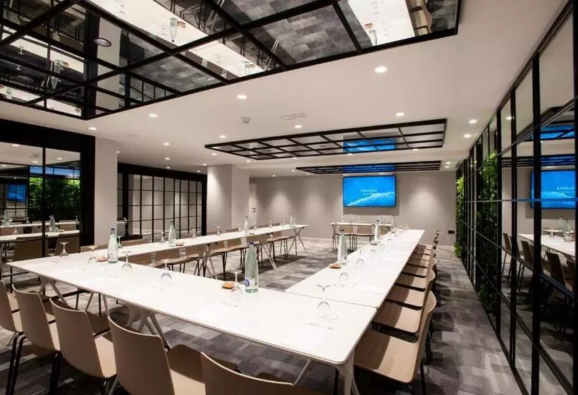 호텔 Catalonia Conde de Floridablanca