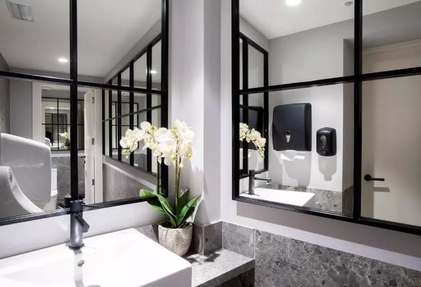 호텔 Catalonia Conde de Floridablanca