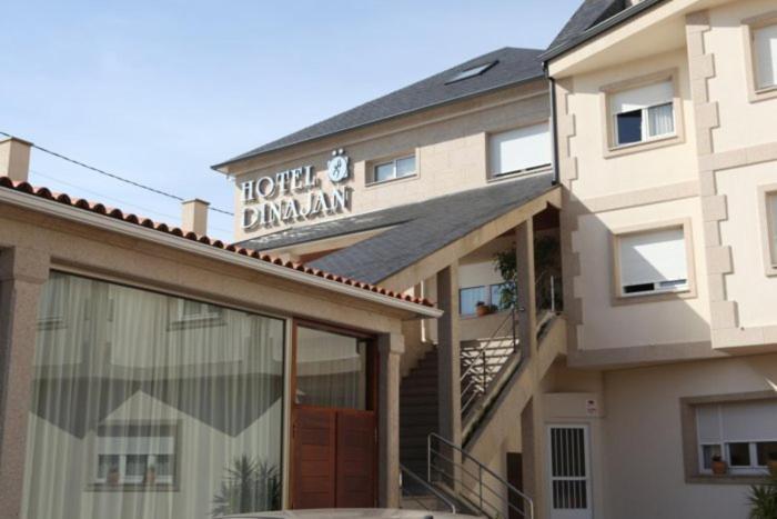 هتل Dinajan
