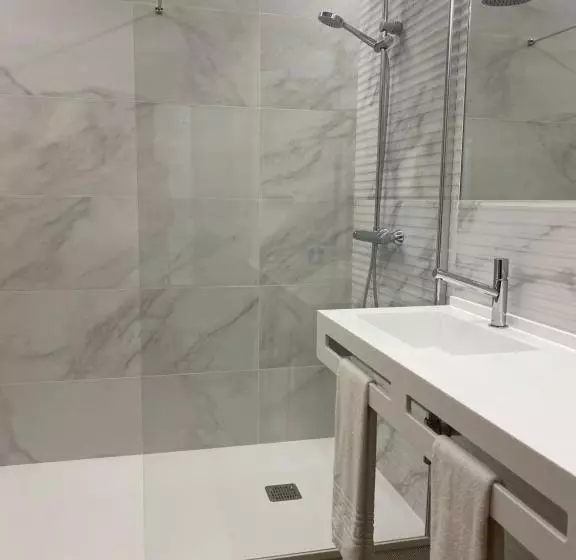 ホテル Faro Salazón