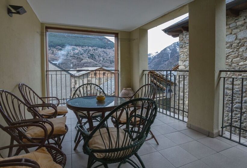 هتل Farré D'avall