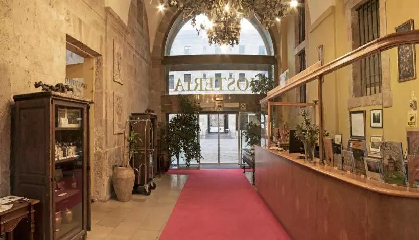 호텔 Hostería Del Monasterio De San Millan