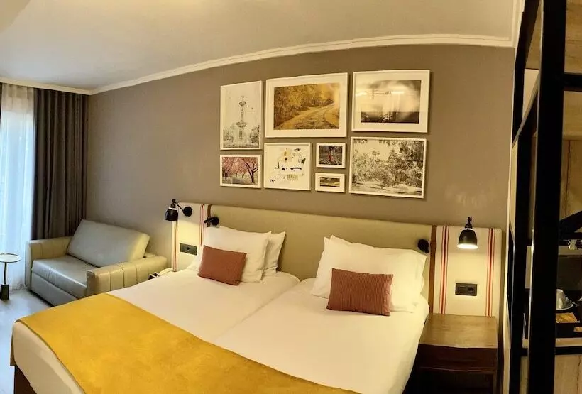 ホテル Indigo Madrid   Princesa, An Ihg