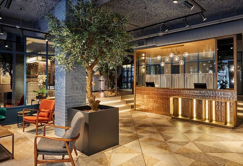 هتل Indigo Madrid Princesa, An Ihg