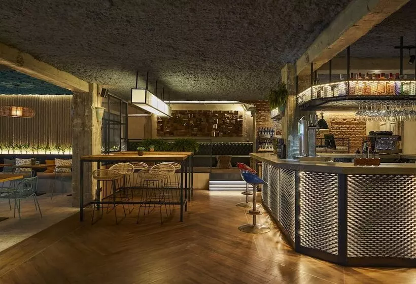 هتل Indigo Madrid   Princesa, An Ihg