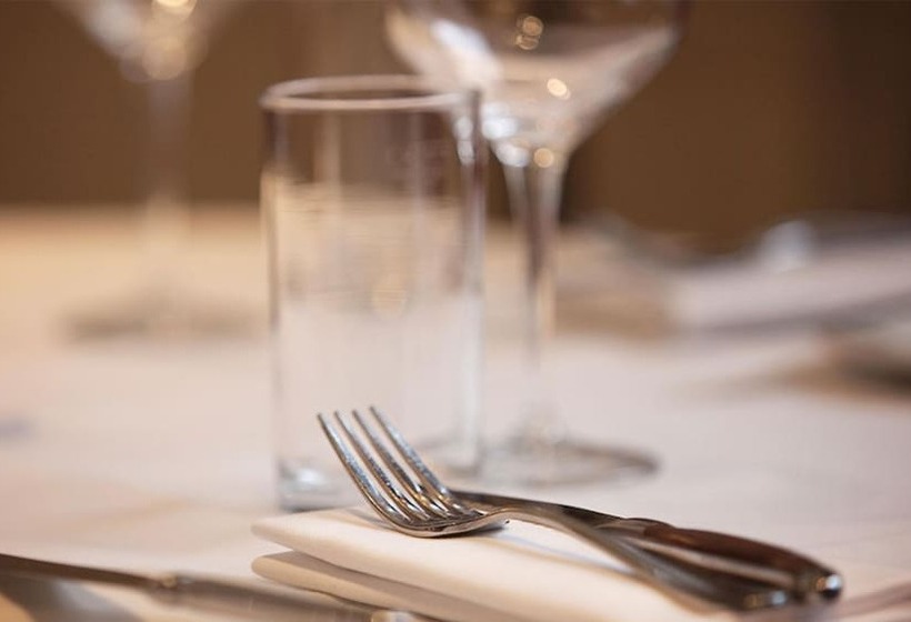 هتل Indigo Madrid Princesa, An Ihg