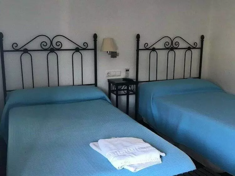 Hotel Mesón Del Moro