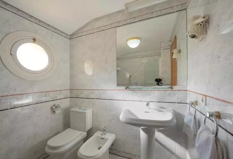 Отель Miranda & Suizo