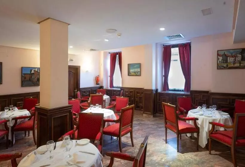 Отель Miranda & Suizo