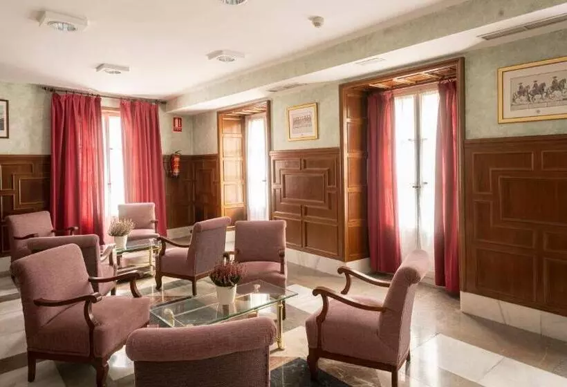 Отель Miranda & Suizo